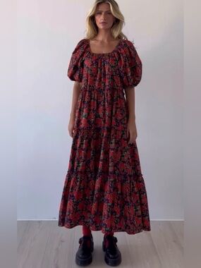 Zoco SMALL Daymaker short puff sleeve tiered midi dress in navy red rose print